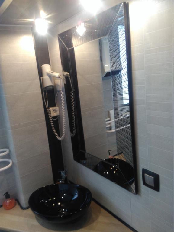 Le Charles Sanglier Hotel ออร์เลออง ภายนอก รูปภาพ